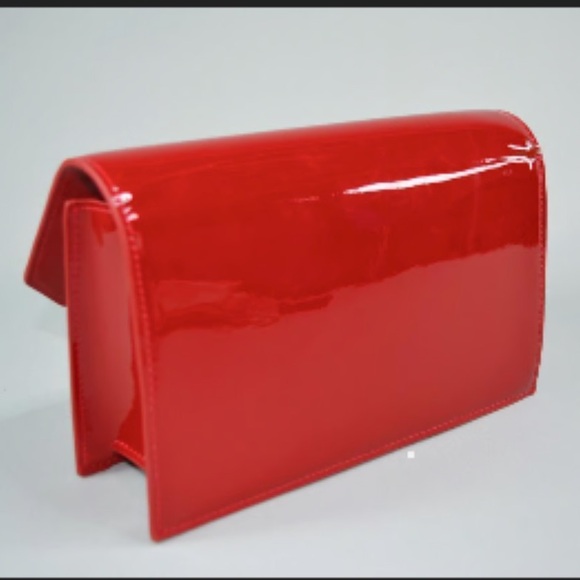Christian Louboutin Red Patent Clutch with Chain Strap - Picture 4 of 10
